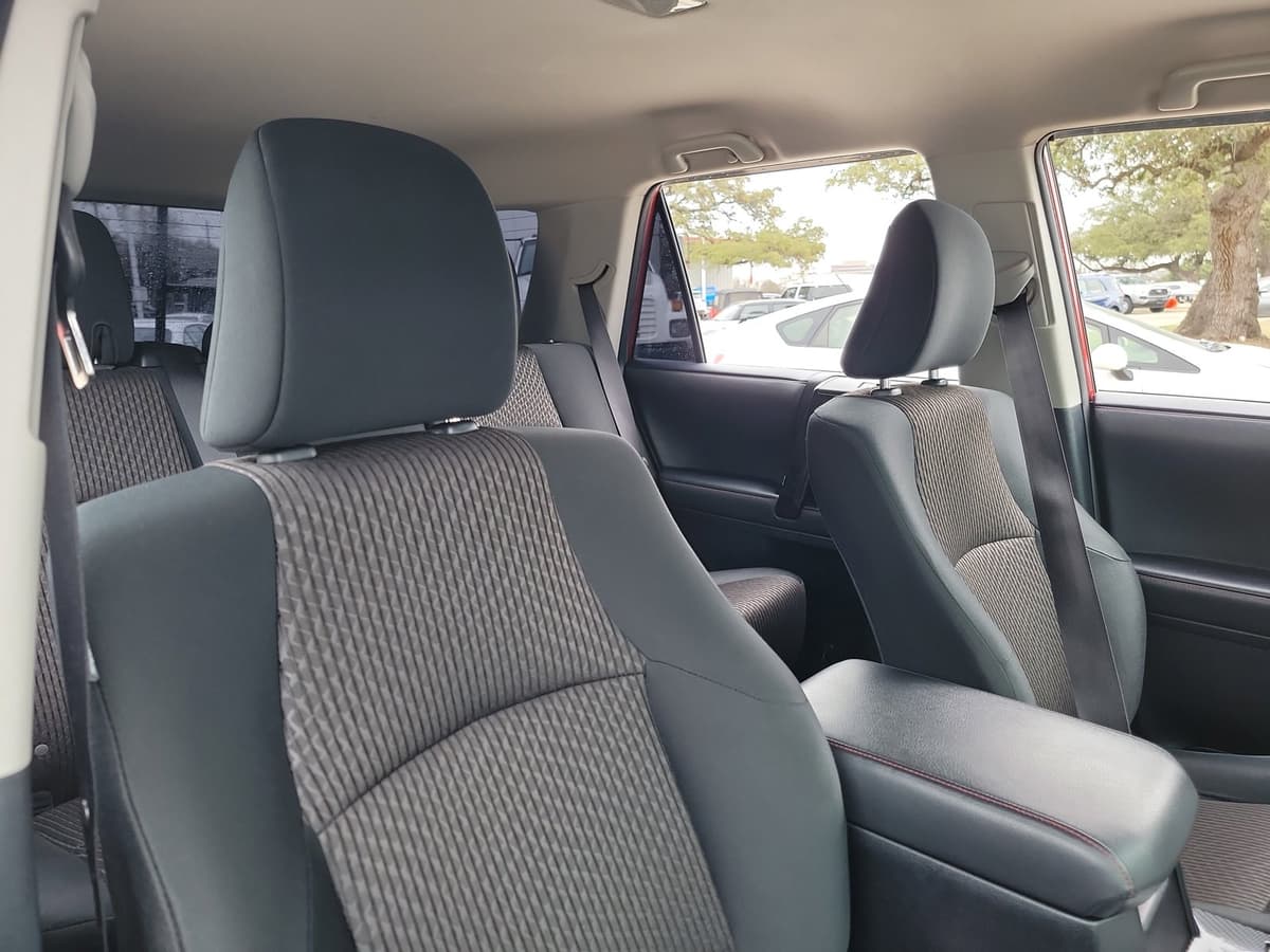 2020 Toyota 4Runner - Image 15