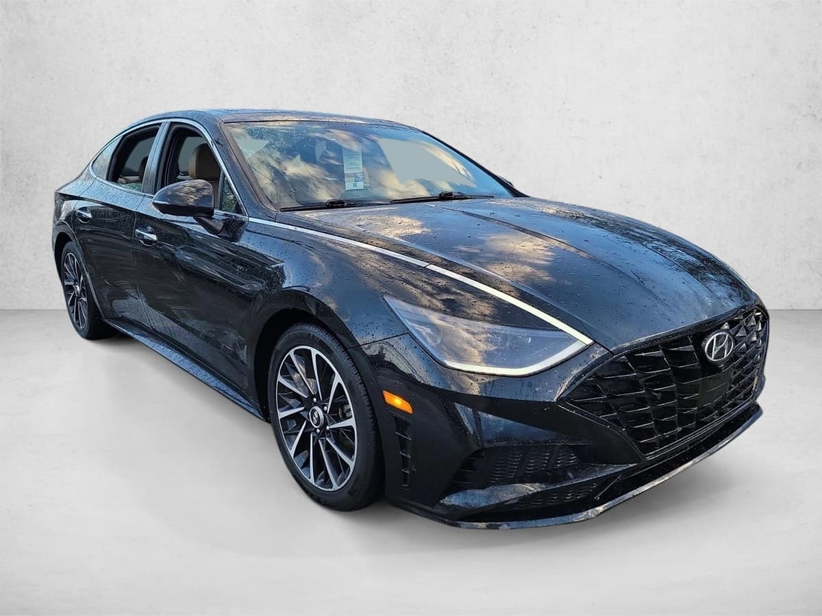 2021 Hyundai Sonata - Image 3