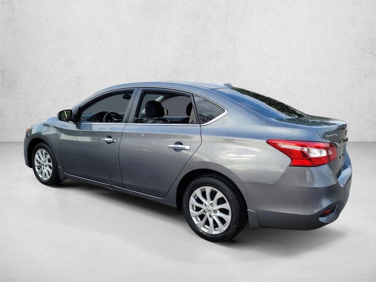 2017 Nissan Sentra - Image 6