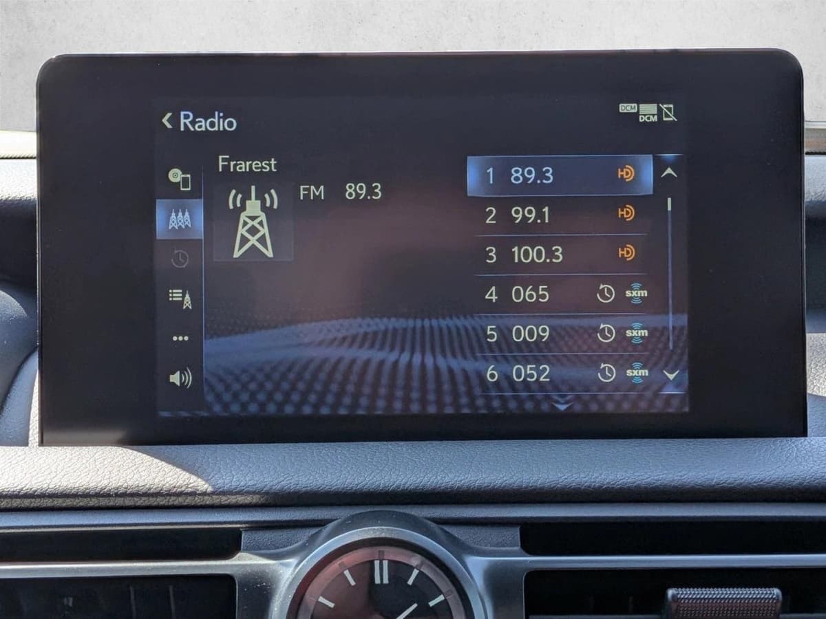 2024 LEXUS IS 350 - Image 12