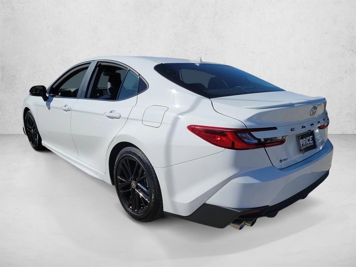 2025 Toyota Camry - Image 7