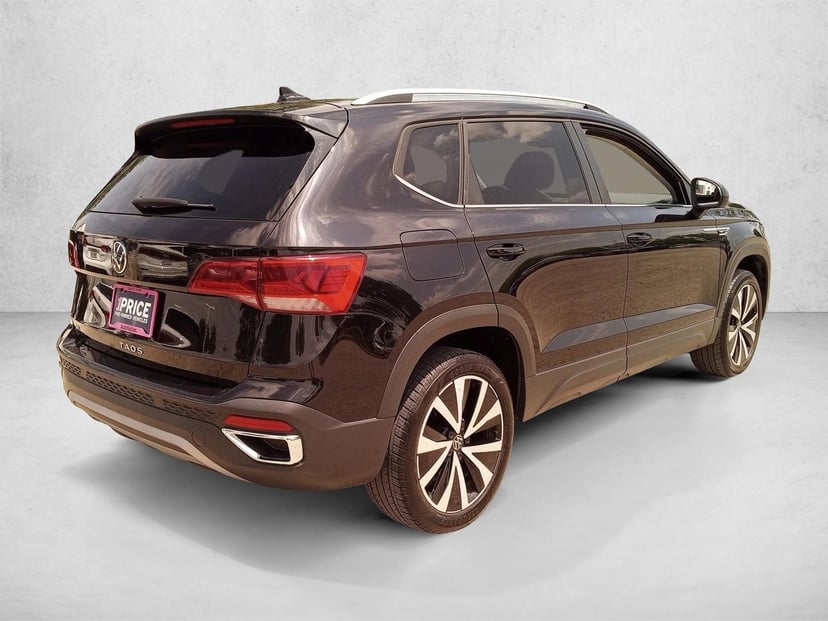 2024 Volkswagen Taos - Image 5