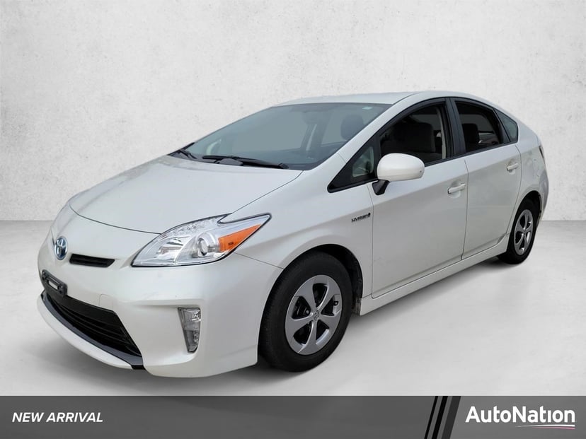 2014 Toyota Prius - Image 2