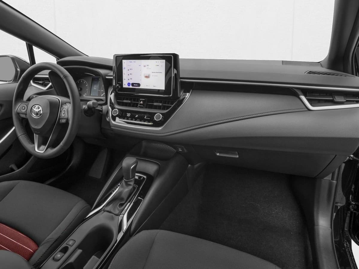 2026 Toyota Corolla - Image 11