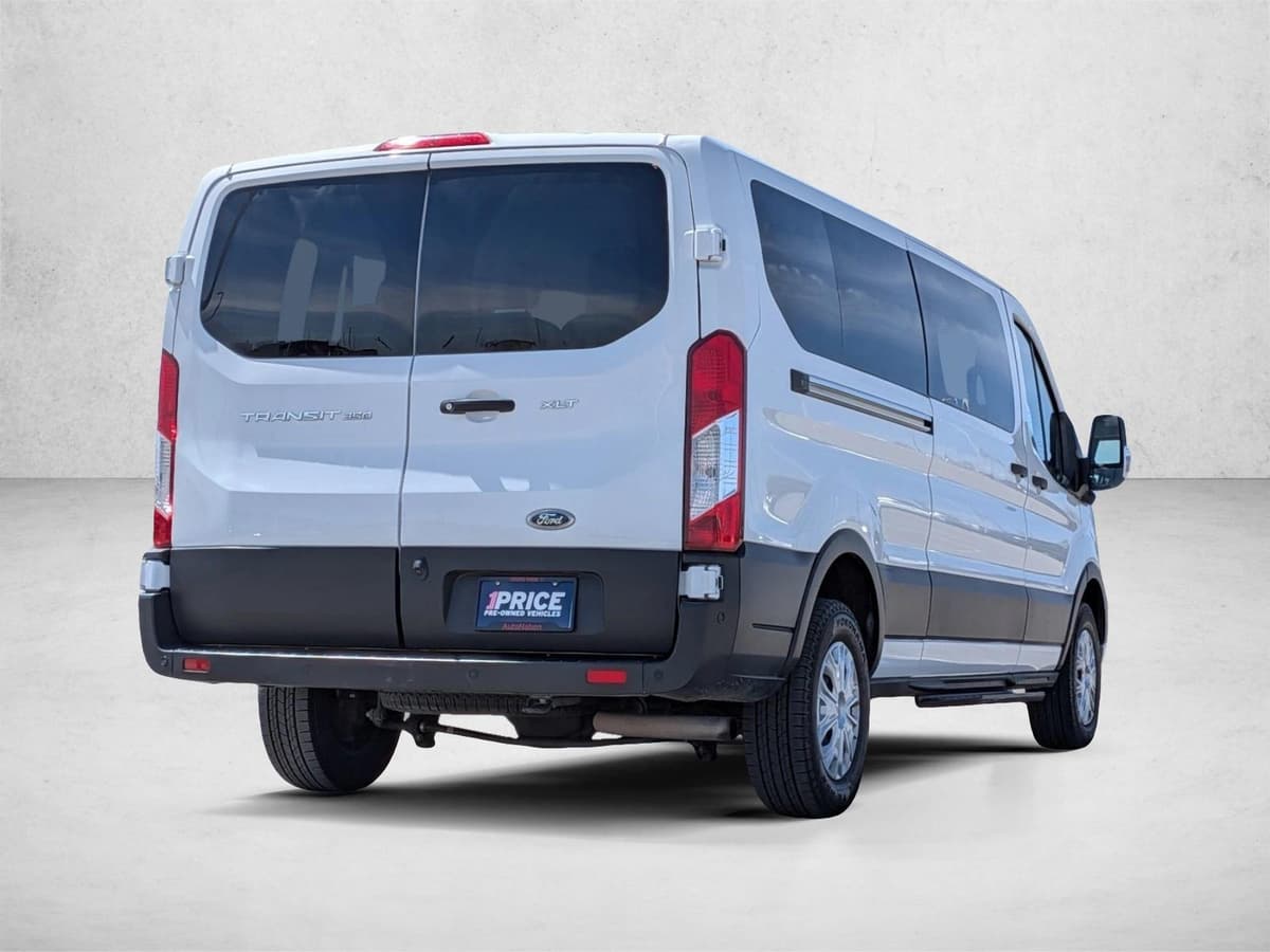 2022 Ford Transit-350 Passenger - Image 5