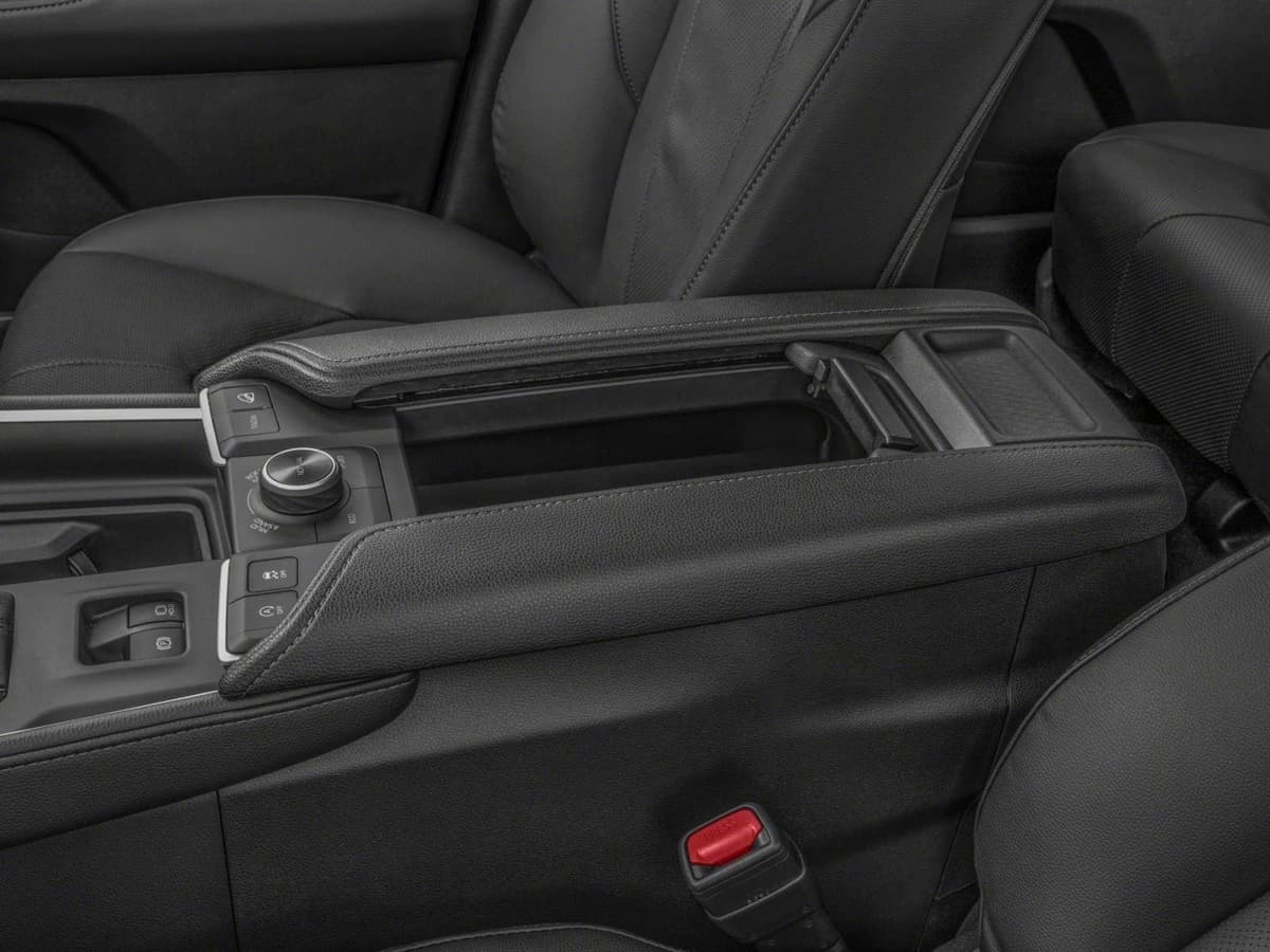 2026 Toyota Grand Highlander - Image 10