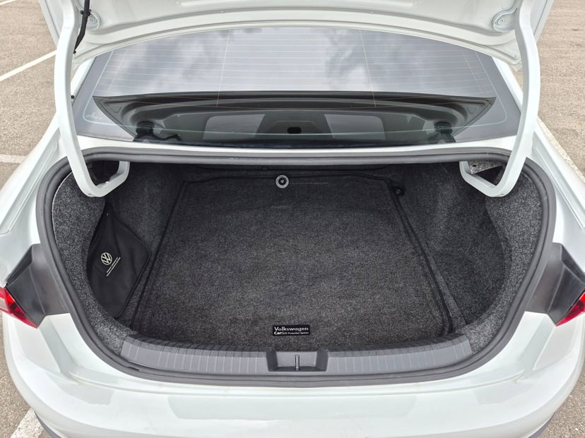 2022 Volkswagen Jetta - Image 5