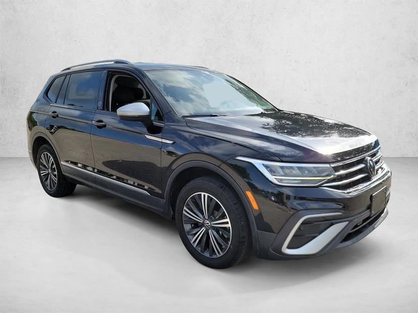2024 Volkswagen Tiguan - Image 1