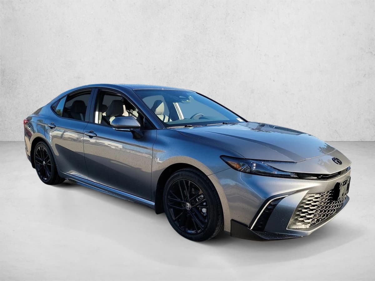 2026 Toyota Camry - Image 4