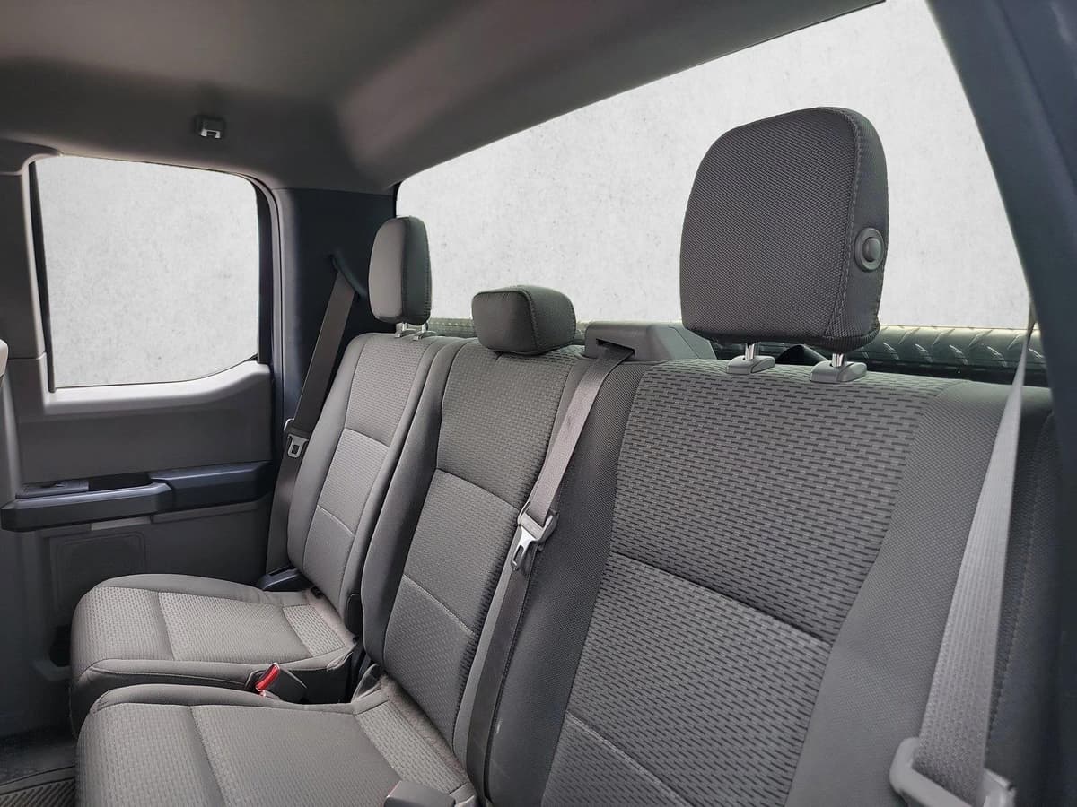 2015 Ford F-150 - Image 11