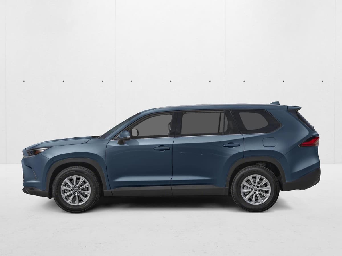 2026 Toyota Grand Highlander - Image 3