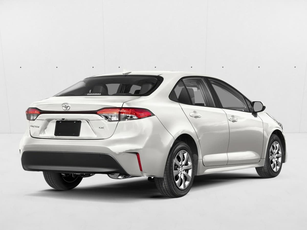 2026 Toyota Corolla - Image 2
