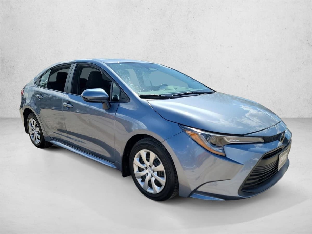 2025 Toyota Corolla - Image 3