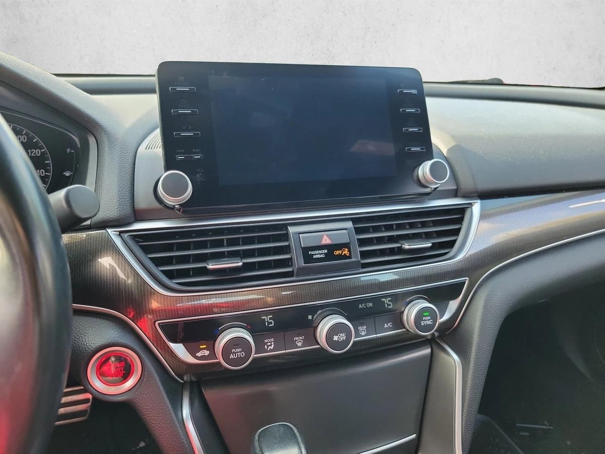 2020 Honda Accord - Image 21