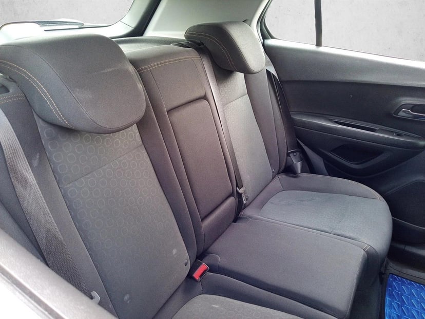 2018 Chevrolet Trax - Image 16