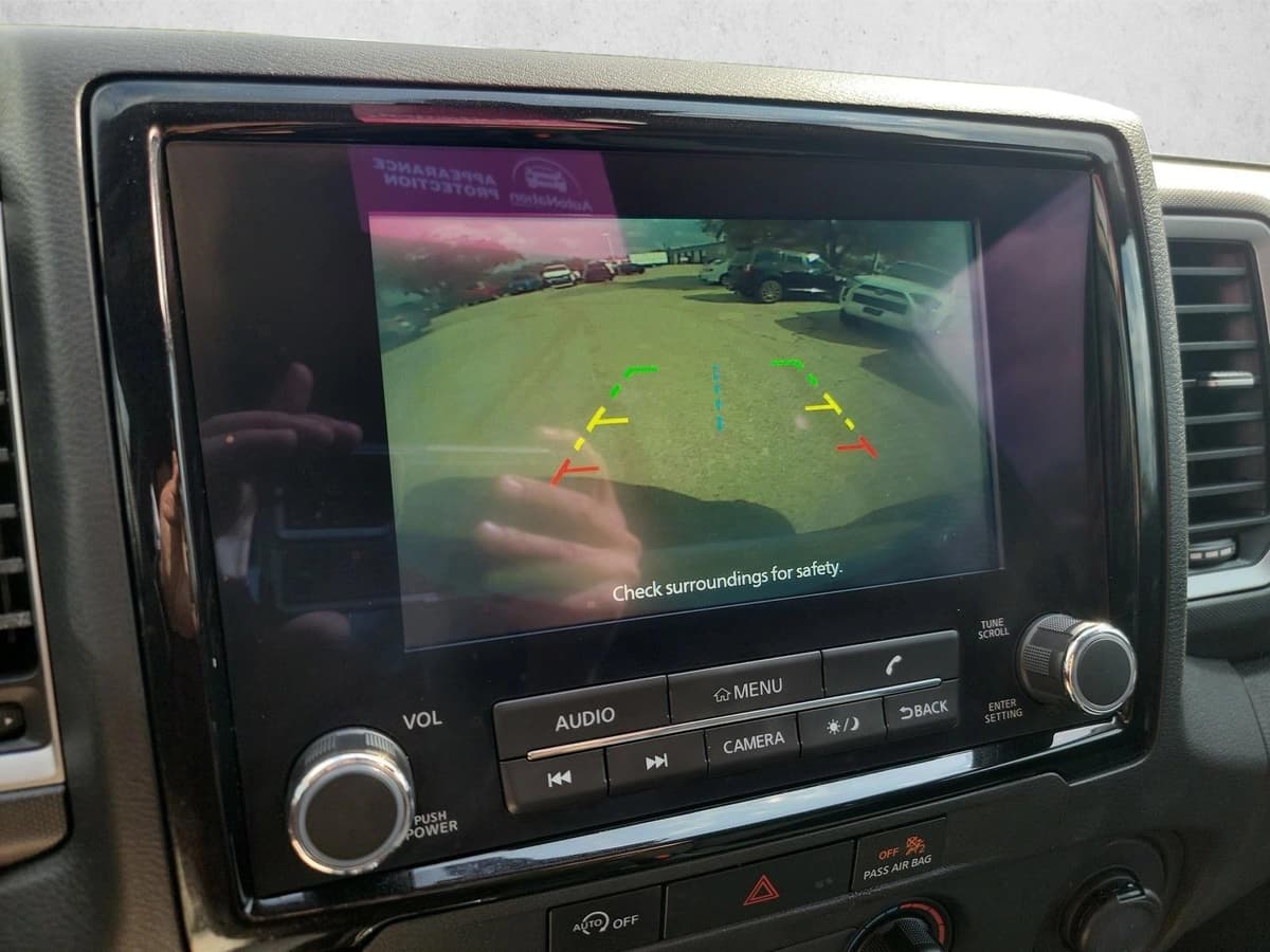 2024 Nissan Frontier - Image 20