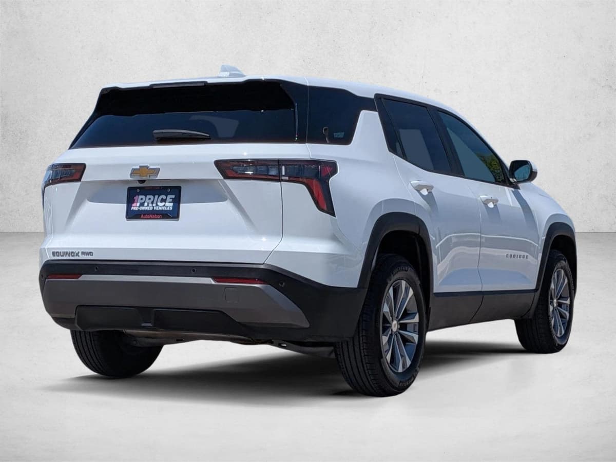 2025 Chevrolet Equinox - Image 4