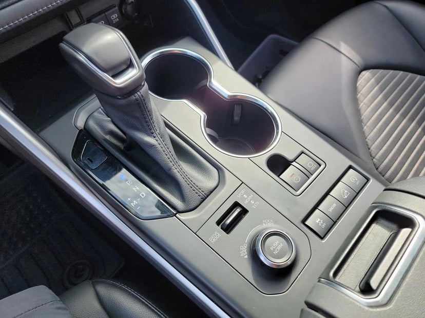 2021 Toyota Highlander - Image 24