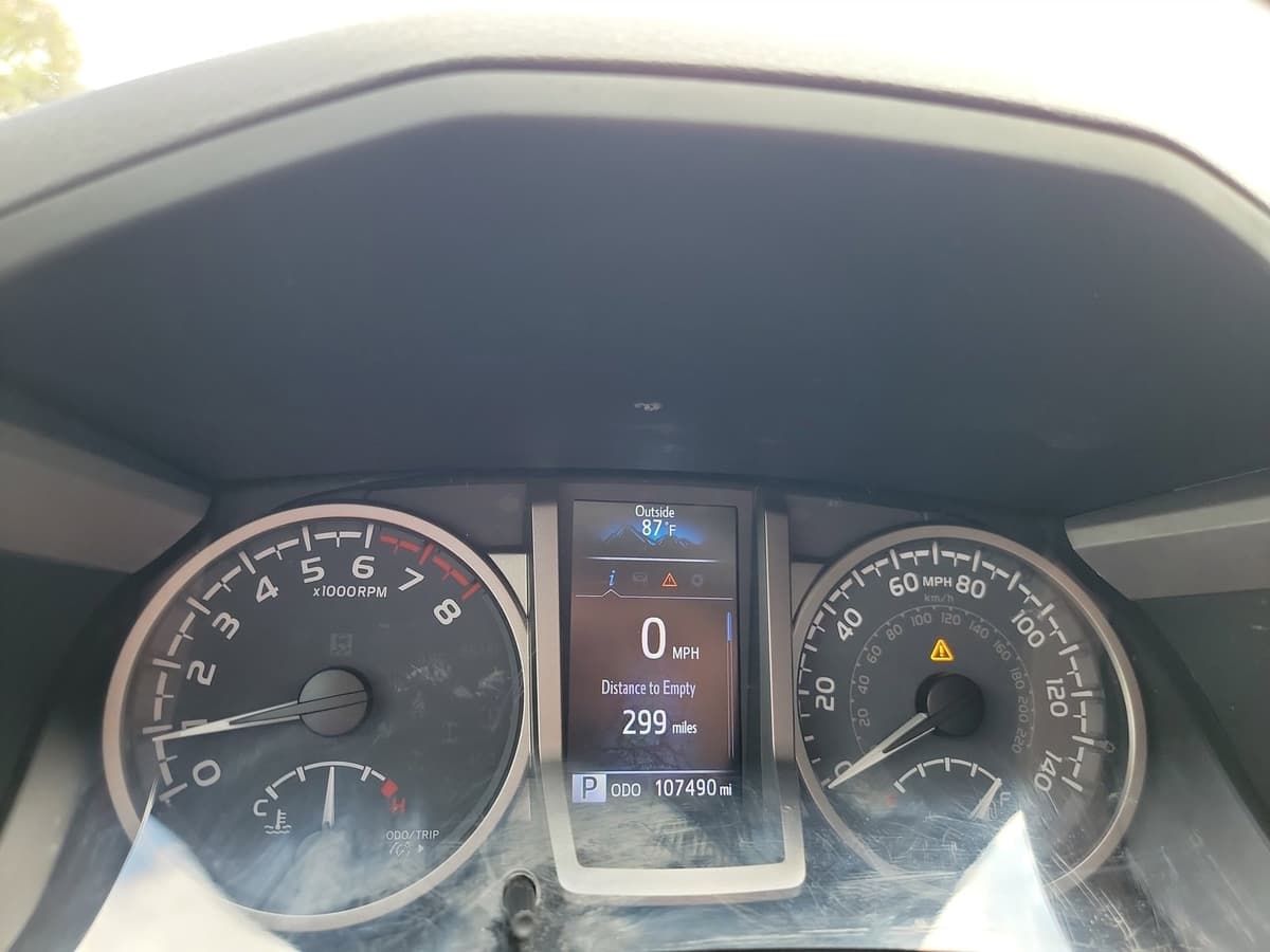 2021 Toyota Tacoma - Image 18