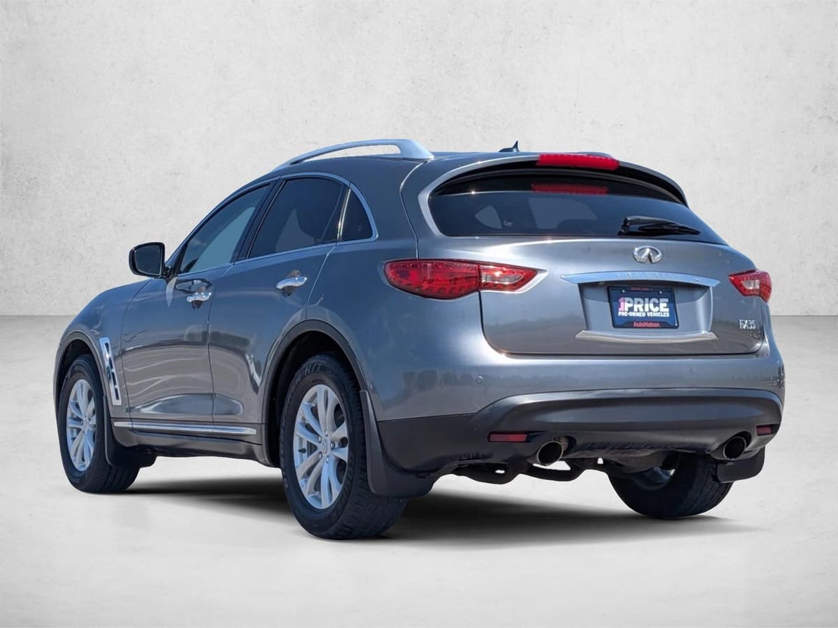 2012 INFINITI FX35 - Image 8