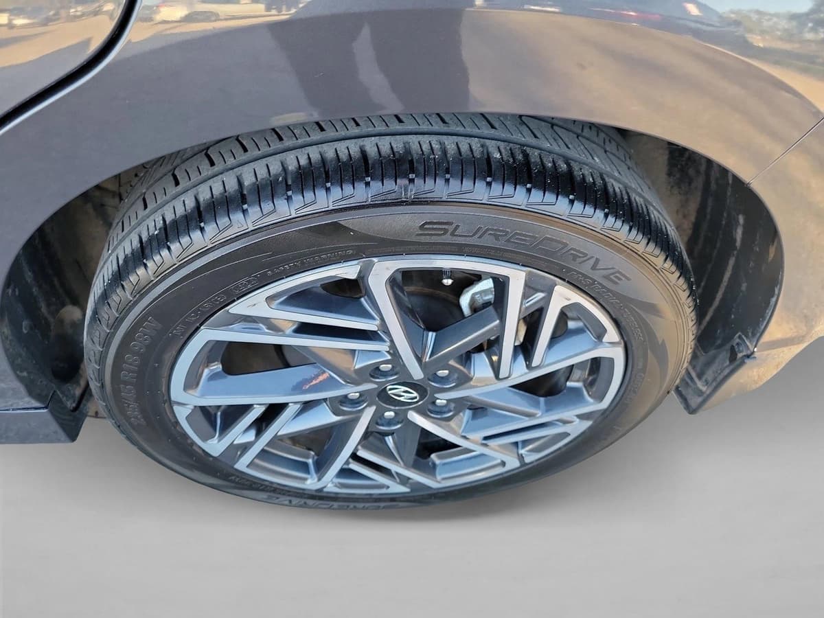 2023 Hyundai Kona - Image 14