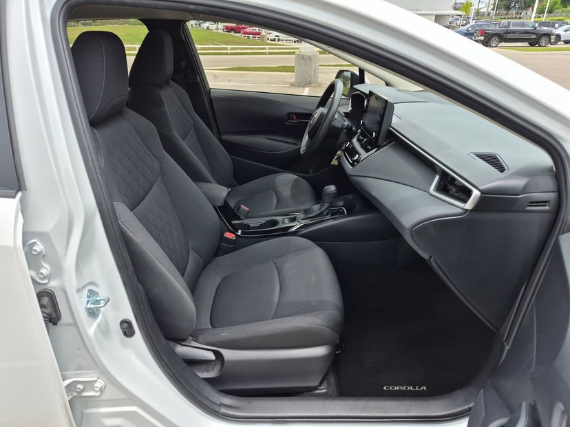 2022 Toyota Corolla - Image 20