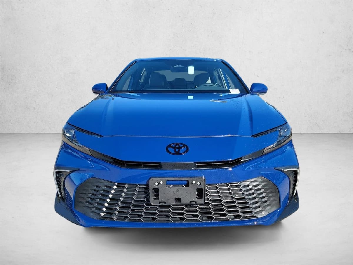 2026 Toyota Camry - Image 2