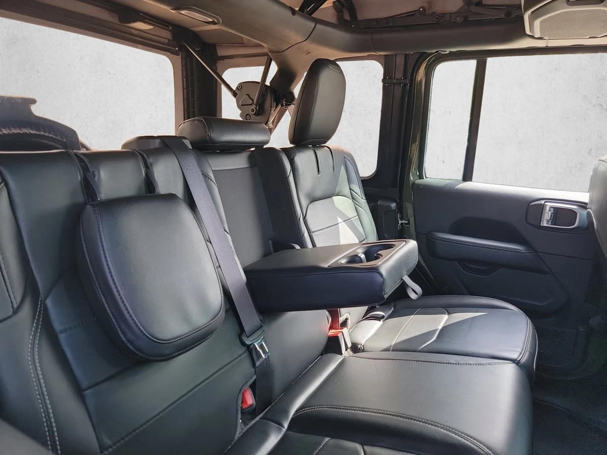 2022 Jeep Wrangler Unlimited 4xe - Image 17