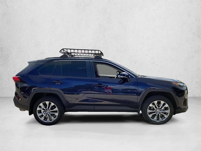 2023 Toyota RAV4 - Image 4