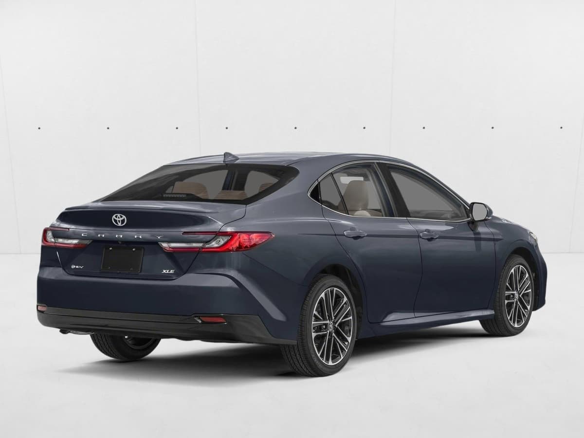 2026 Toyota Camry - Image 2