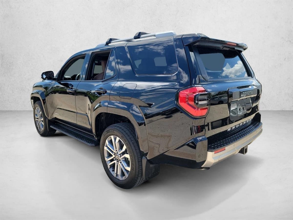 2025 Toyota 4Runner - Image 7