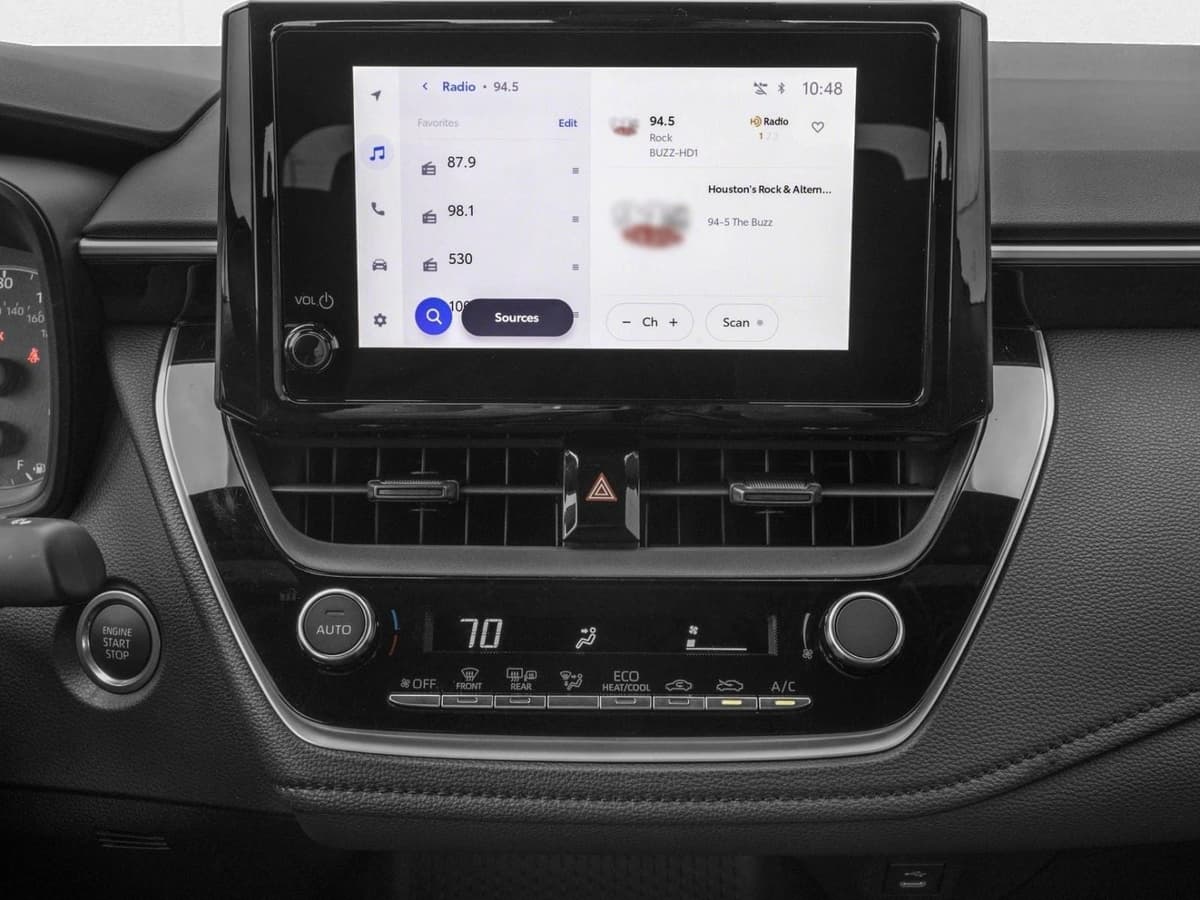 2026 Toyota Corolla - Image 7