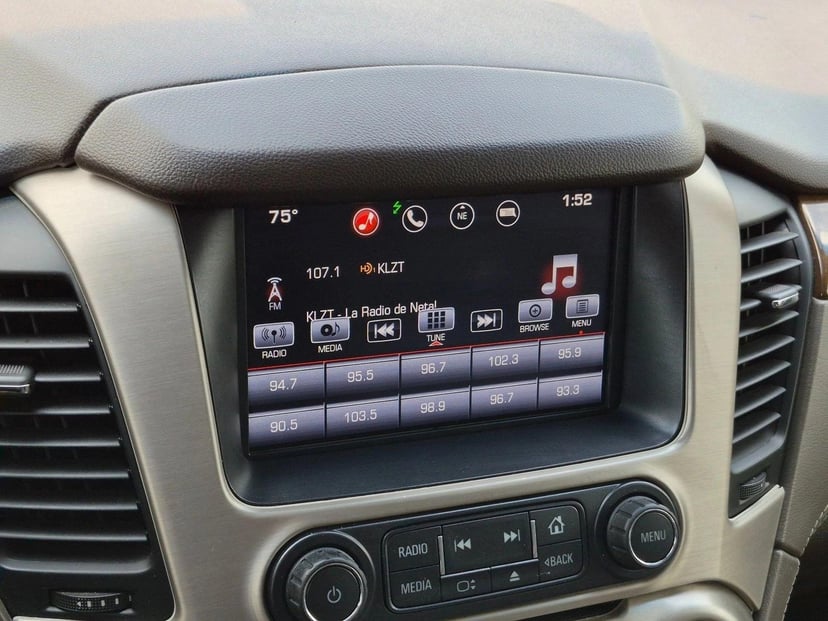 2016 GMC Yukon - Image 12