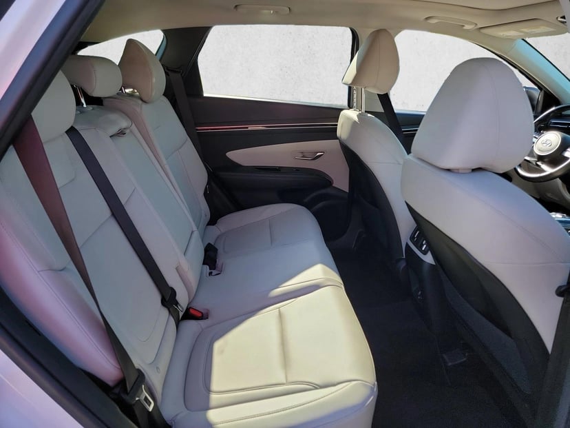 2023 Hyundai Tucson Hybrid - Image 13