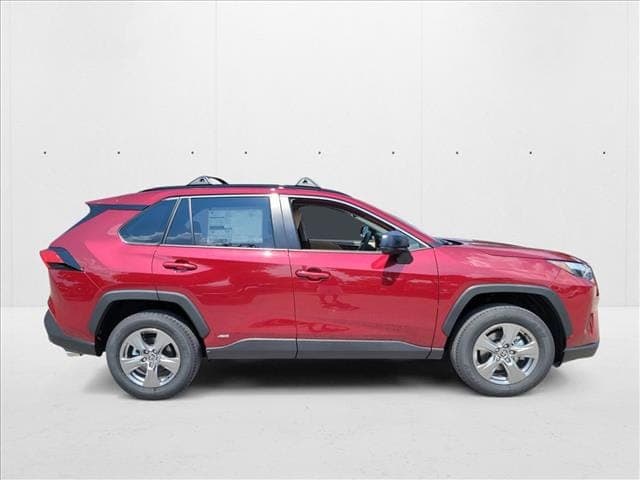 2025 Toyota RAV4 Hybrid - Image 4