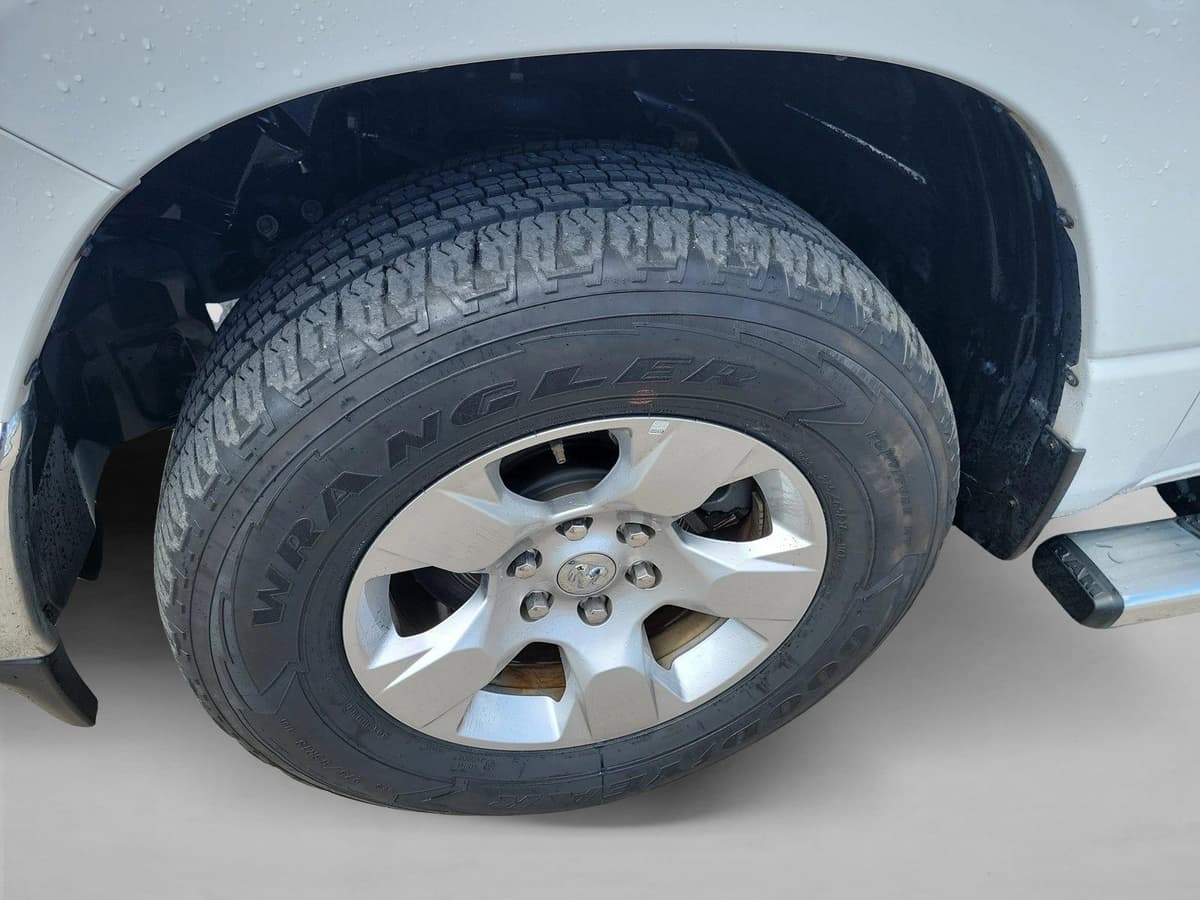 2023 Ram 1500 - Image 10