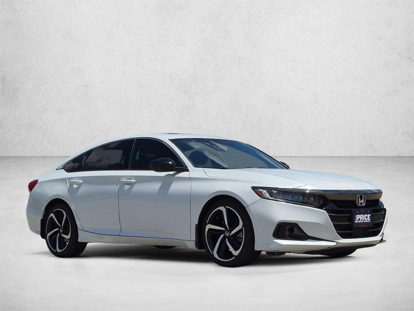 2022 Honda Accord - Image 4