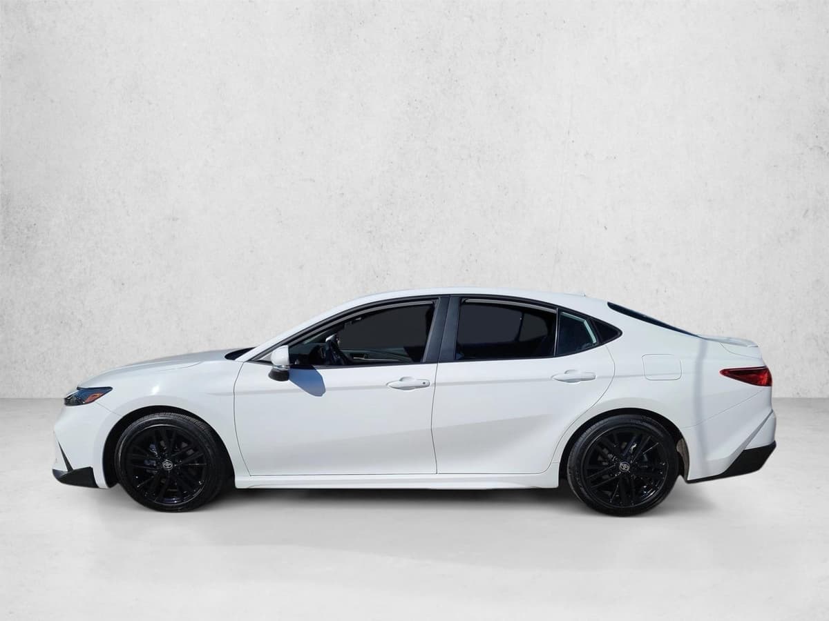 2025 Toyota Camry - Image 8