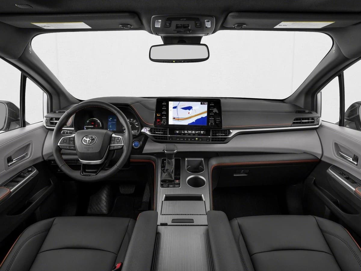 2026 Toyota Sienna - Image 5