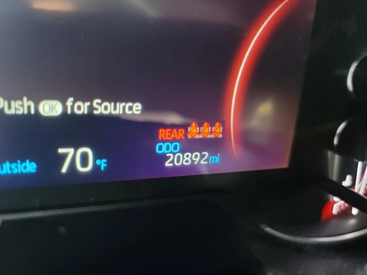 2024 Toyota RAV4 - Image 18