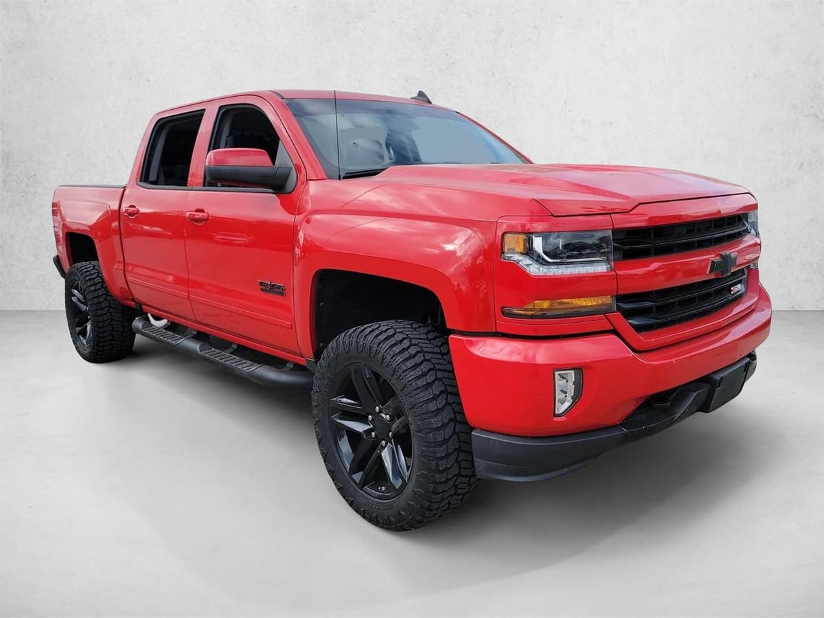 2018 Chevrolet Silverado 1500 - Image 3
