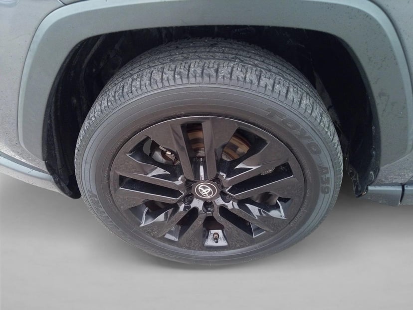 2019 Toyota RAV4 - Image 9