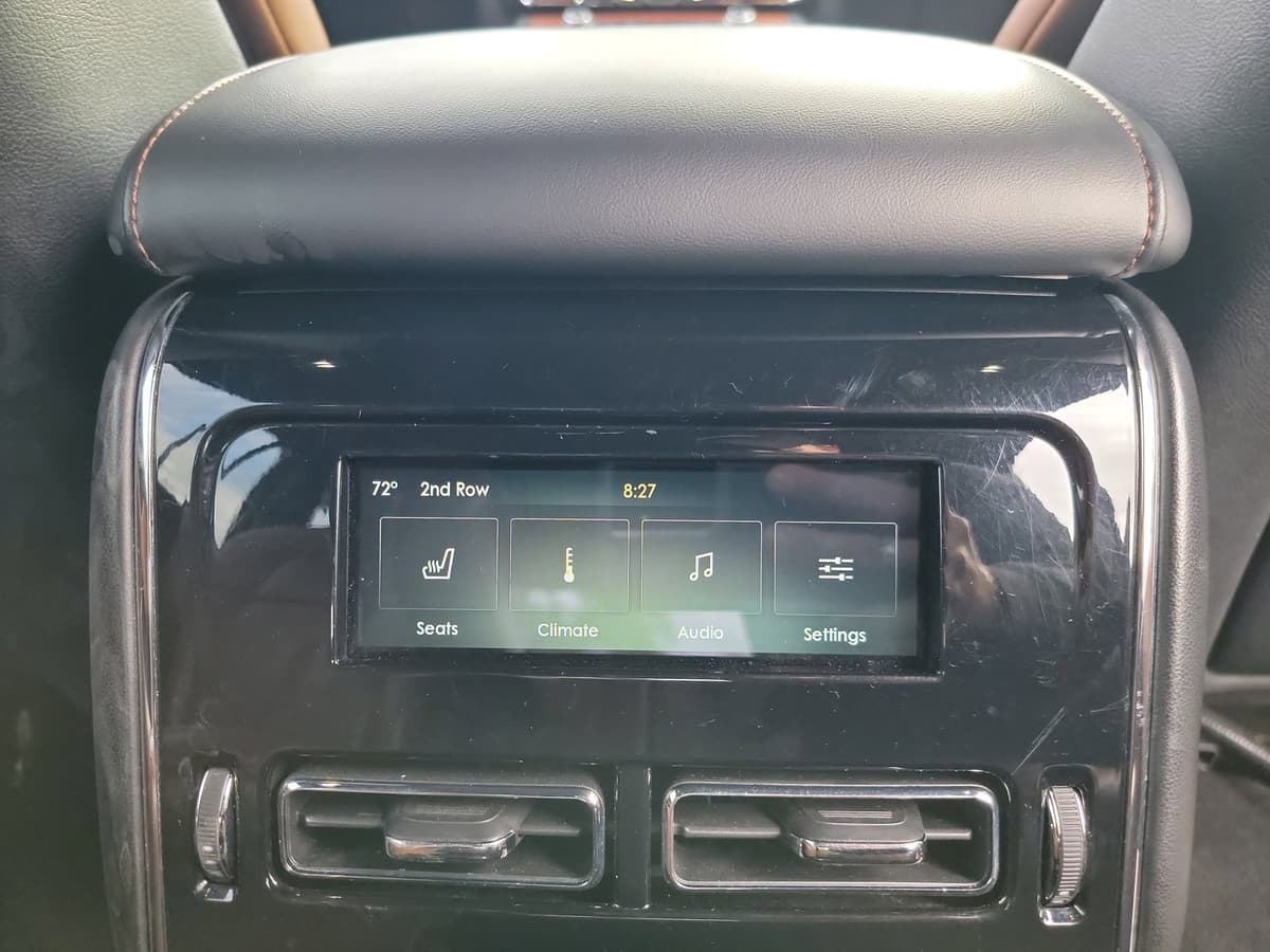 2020 Lincoln Aviator - Image 15