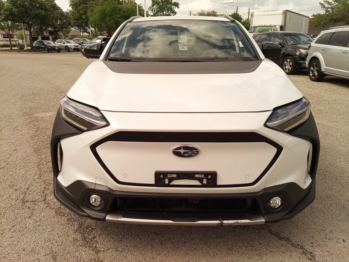 2025 Subaru Solterra - Image 2