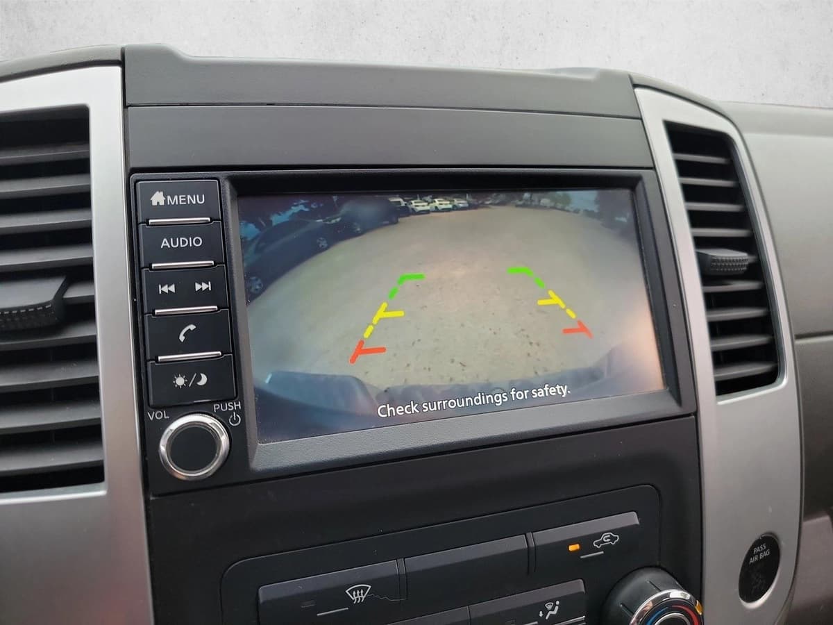 2019 Nissan Frontier - Image 23