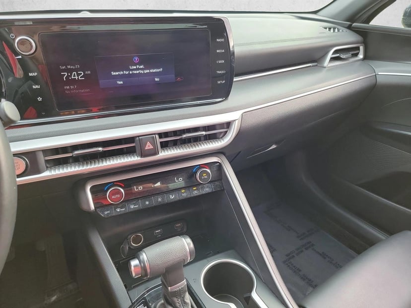2023 Kia K5 - Image 20