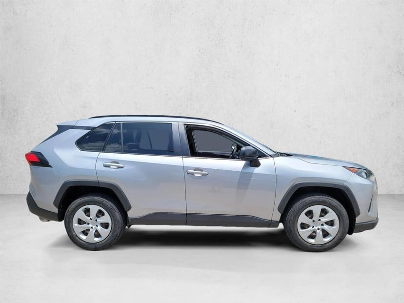 2019 Toyota RAV4 - Image 2