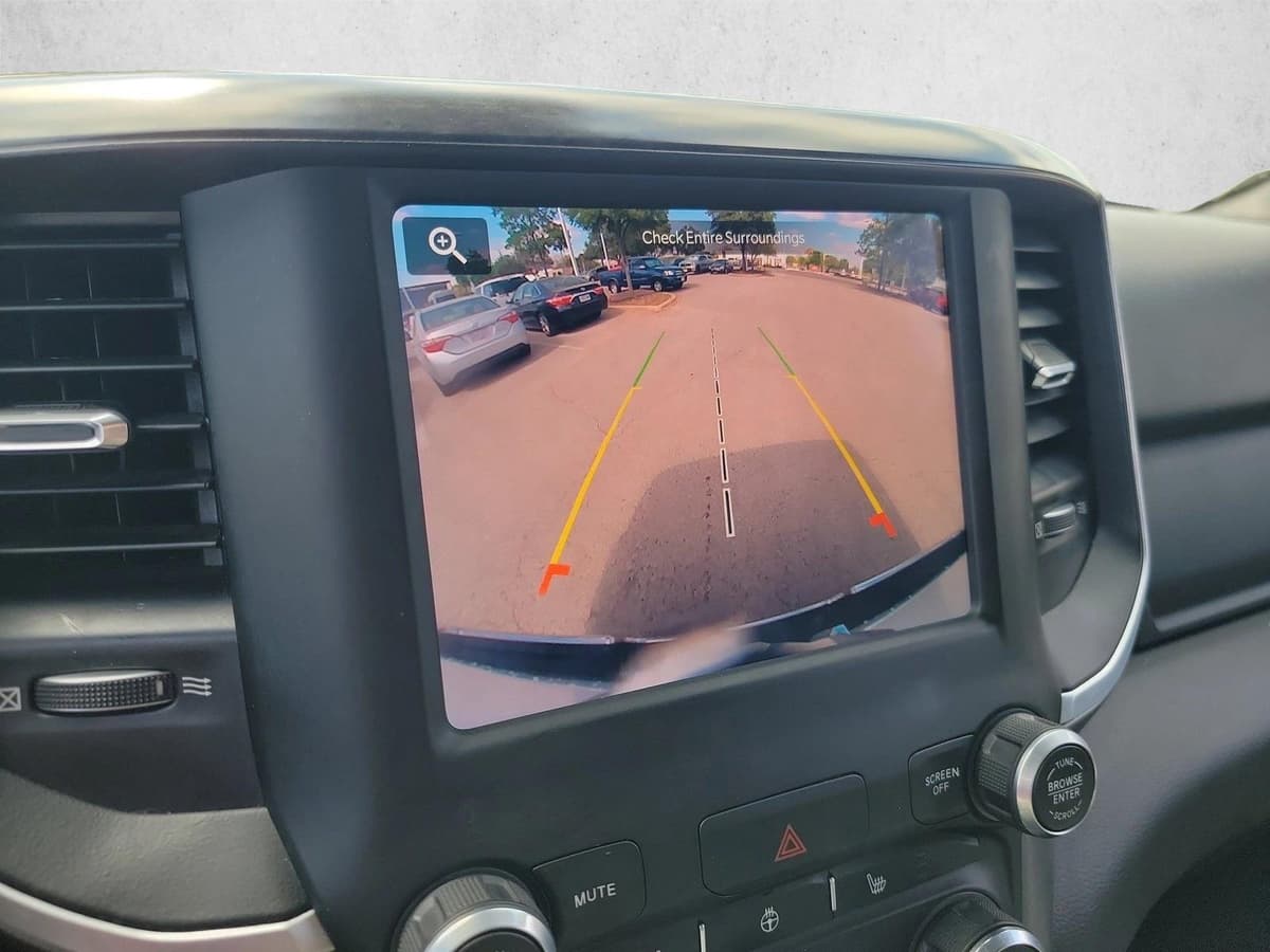 2023 Ram 1500 - Image 25