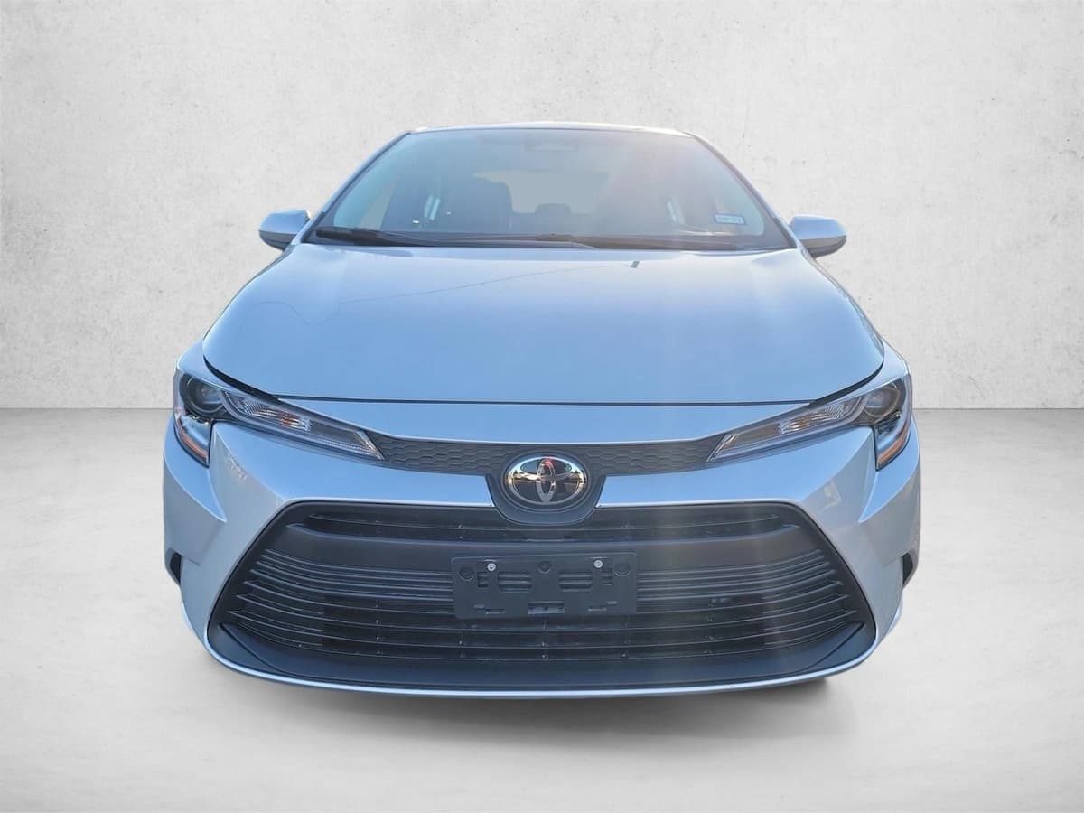 2025 Toyota Corolla - Image 2