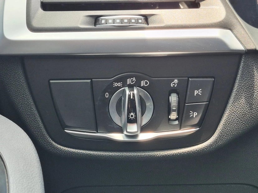 2022 BMW X4 - Image 11